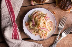 Classic Creamy Coleslaw